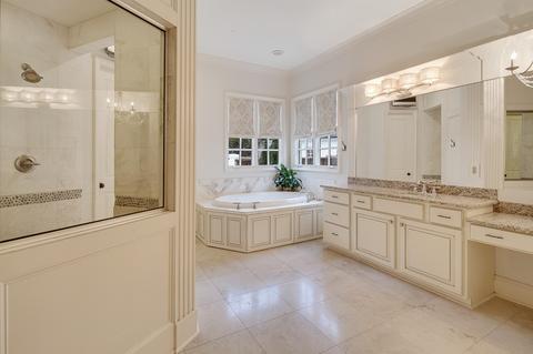 1248 Bridgepointe Dr, Collierville, TN 38017 photo 9
