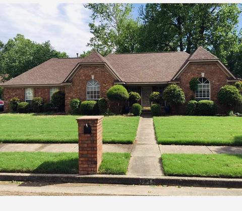 6375 Skylight Dr, Bartlett, TN 38135 photo 1