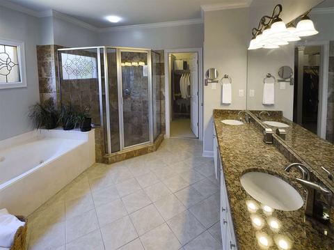 1806 Dymoke Dr, Collierville, TN 38017 photo 14