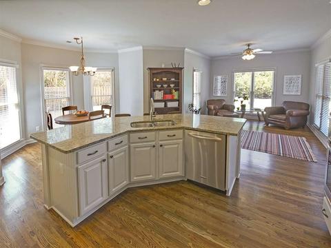 1806 Dymoke Dr, Collierville, TN 38017 photo 8