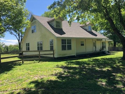 331 Dillon Rd, Michie, TN 38357 photo 1