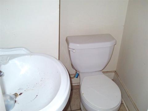 591 E Davant Ave, Memphis, TN 38106 photo 9