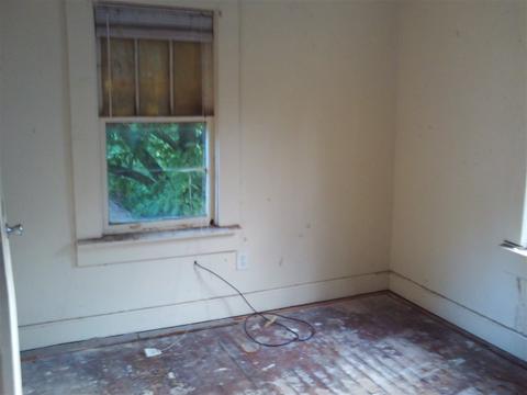 591 E Davant Ave, Memphis, TN 38106 photo 10