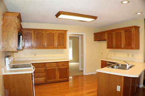 91 Andy Dr, Drummonds, TN 38023 photo 3