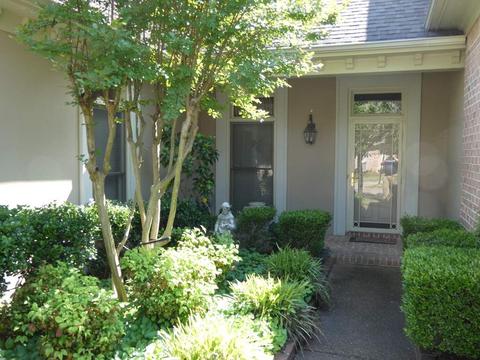 1741 Constable Ct, Collierville, TN 38017 photo 2
