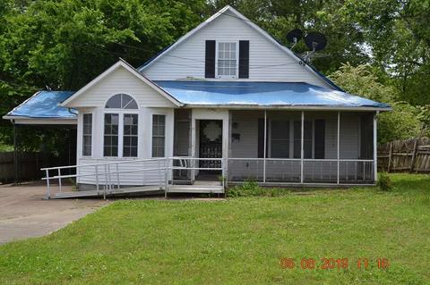 213 Ash Ave, Covington, TN 38019 photo 1