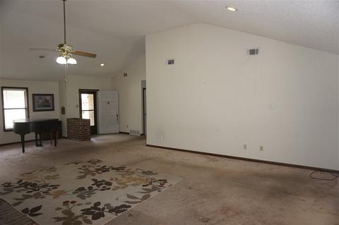 3080 Beechrun Dr, Memphis, TN 38128 photo 6