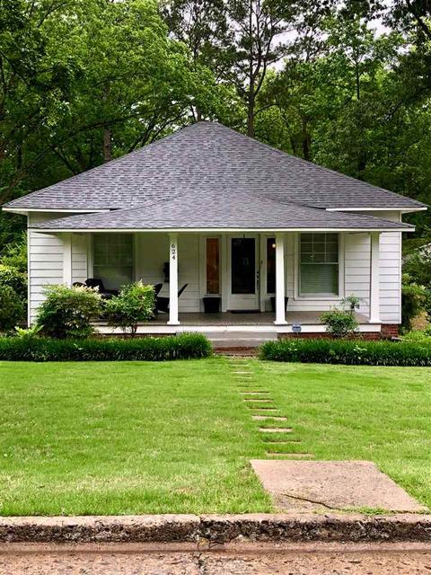 624 S Maple St, Covington, TN 38019 photo 2