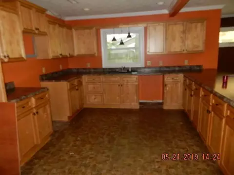 1910 Daniel Dr, Corinth, MS 38834 photo 8