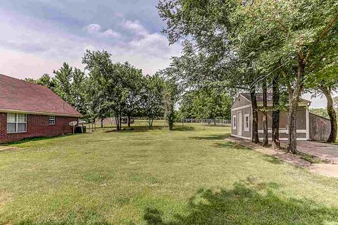 466 Rolling Meadow Dr, Drummonds, TN 38023 photo 4