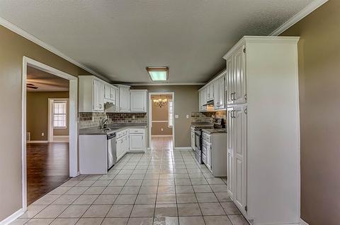 466 Rolling Meadow Dr, Drummonds, TN 38023 photo 5