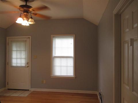 251 Edwin Cir, Memphis, TN 38104 photo 10