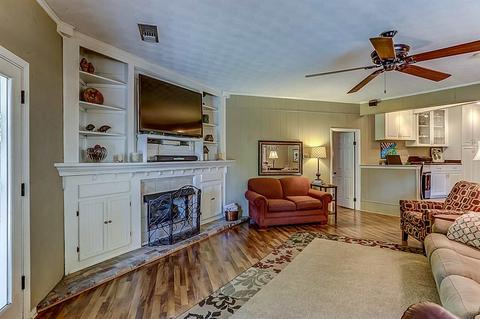 374 Erwin Dr, Memphis, TN 38117 photo 8