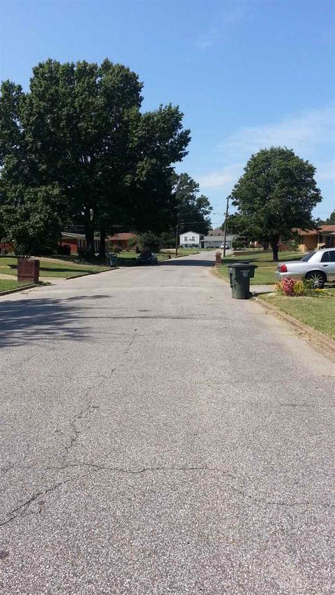 848 Red Leaf Ln, Memphis, TN 38109 photo 5