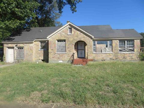 712 E Mckellar Ave, Memphis, TN 38106 photo 1
