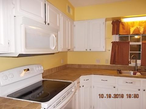 2990 E Glengarry Rd, Memphis, TN 38128 photo 2