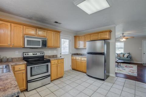 273 Charles Mckee Pl, Covington, TN 38019 photo 16