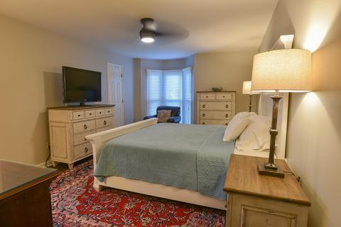 222 E Powell Rd, Collierville, TN 38017 photo 12