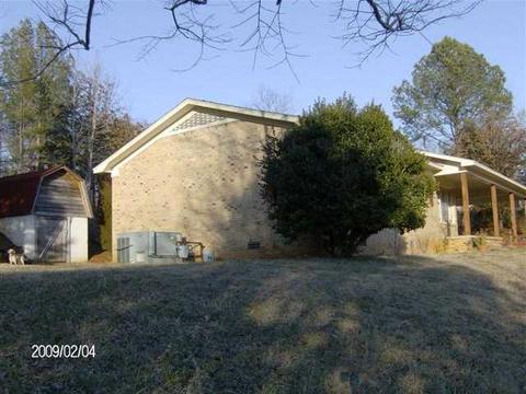 1575 Old Town Loop, Savannah, TN 38372 photo 2