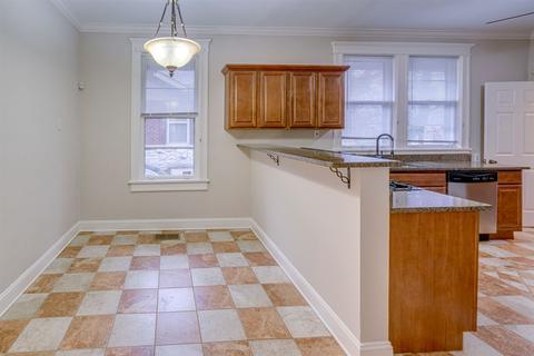 239 Pine St, Memphis, TN 38104 photo 9