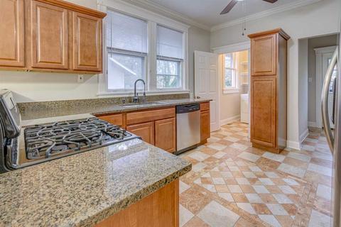 239 Pine St, Memphis, TN 38104 photo 10