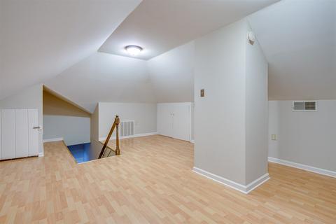 239 Pine St, Memphis, TN 38104 photo 18