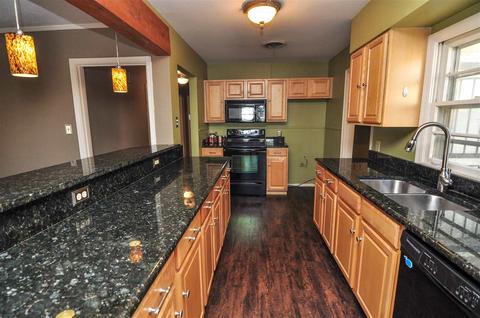 3900 Lytle Cir, Memphis, TN 38122 photo 8