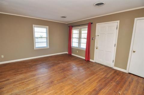 3900 Lytle Cir, Memphis, TN 38122 photo 4