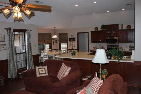 7427 Fourth Ave, Bartlett, TN 38135 photo 3
