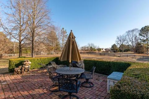 8531 Cedar Crest Ln, Olive Branch, MS 38654 photo 6