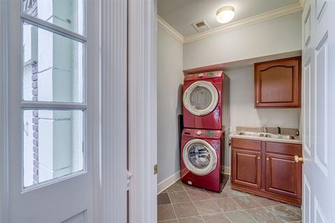 917 E Riverwalk Dr, Memphis, TN 38120 photo 25