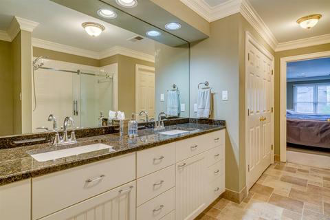 917 E Riverwalk Dr, Memphis, TN 38120 photo 22