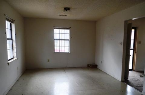696 Ayers St, Memphis, TN 38107 photo 7