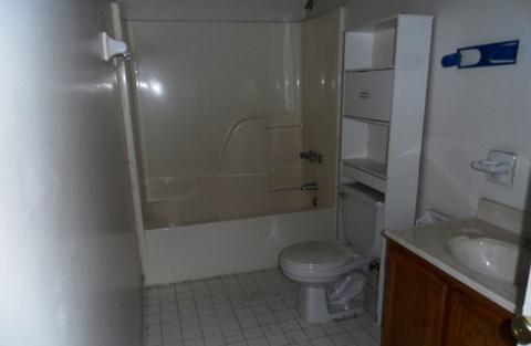 696 Ayers St, Memphis, TN 38107 photo 9
