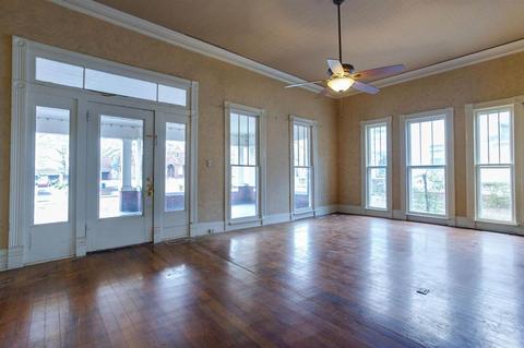 337 N Maple St, Covington, TN 38019 photo 5