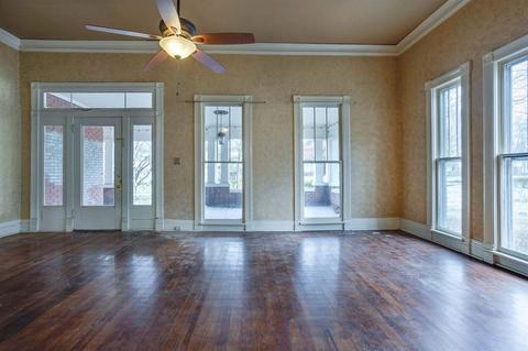 337 N Maple St, Covington, TN 38019 photo 4