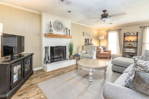655 Forestdale Dr, Collierville, TN 38017 photo 2