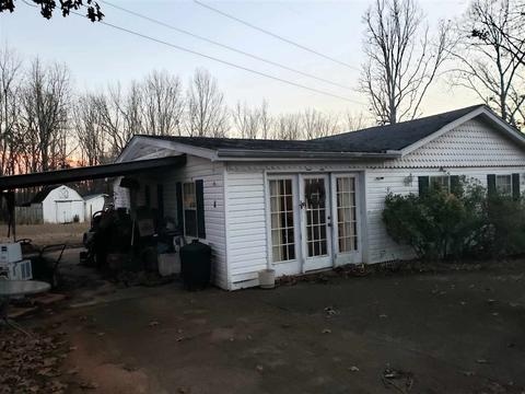 132 Treece St, Selmer, TN 38375 photo 11