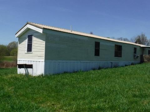140 Jared Rd, Sparta, TN 38583 photo 2