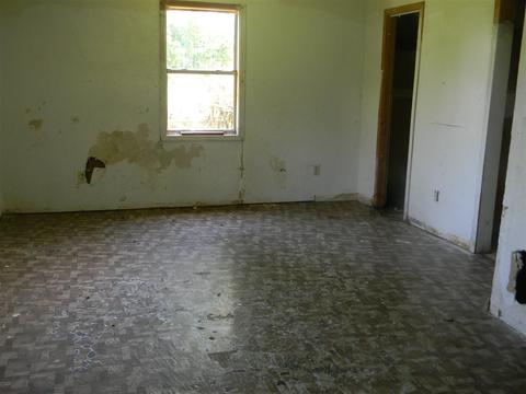 5040 Eighth Rd, Memphis, TN 38109 photo 15