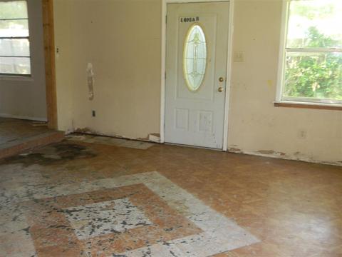 5040 Eighth Rd, Memphis, TN 38109 photo 14