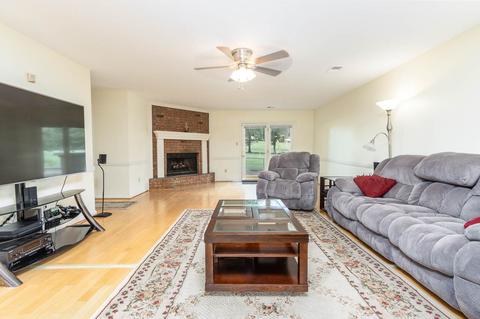 10550 Eider Cv, Collierville, TN 38017 photo 2