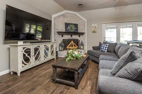 304 E White Dr, Collierville, TN 38017 photo 8
