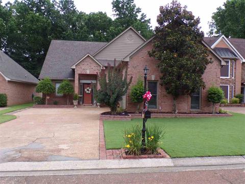364 Fairway Oaks Dr, Hernando, MS 38632 photo 1