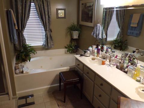 364 Fairway Oaks Dr, Hernando, MS 38632 photo 10