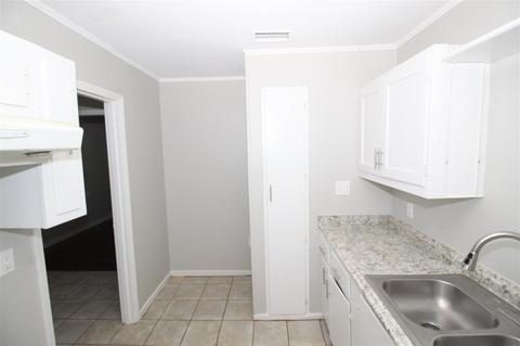 4083 Westover St, Memphis, TN 38108 photo 8