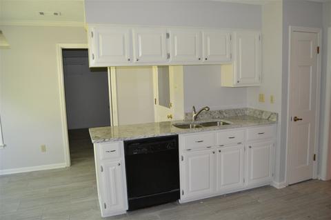1064 Moorefield Rd, Collierville, TN 38017 photo 6
