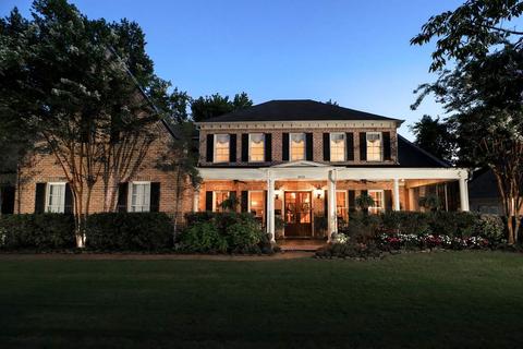 4951 Devonshire Ave, Memphis, TN 38117 photo 1