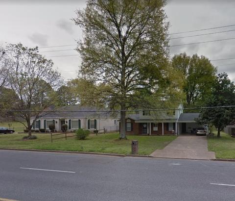 2043 E Holmes Rd, Memphis, TN 38116 photo 1