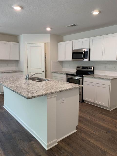 841 Ruby Creek Cv, Memphis, TN 38109 photo 3